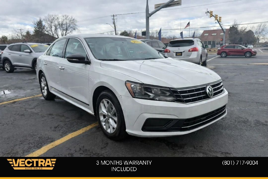 2017 VOLKSWAGEN PASSAT 1.8T S