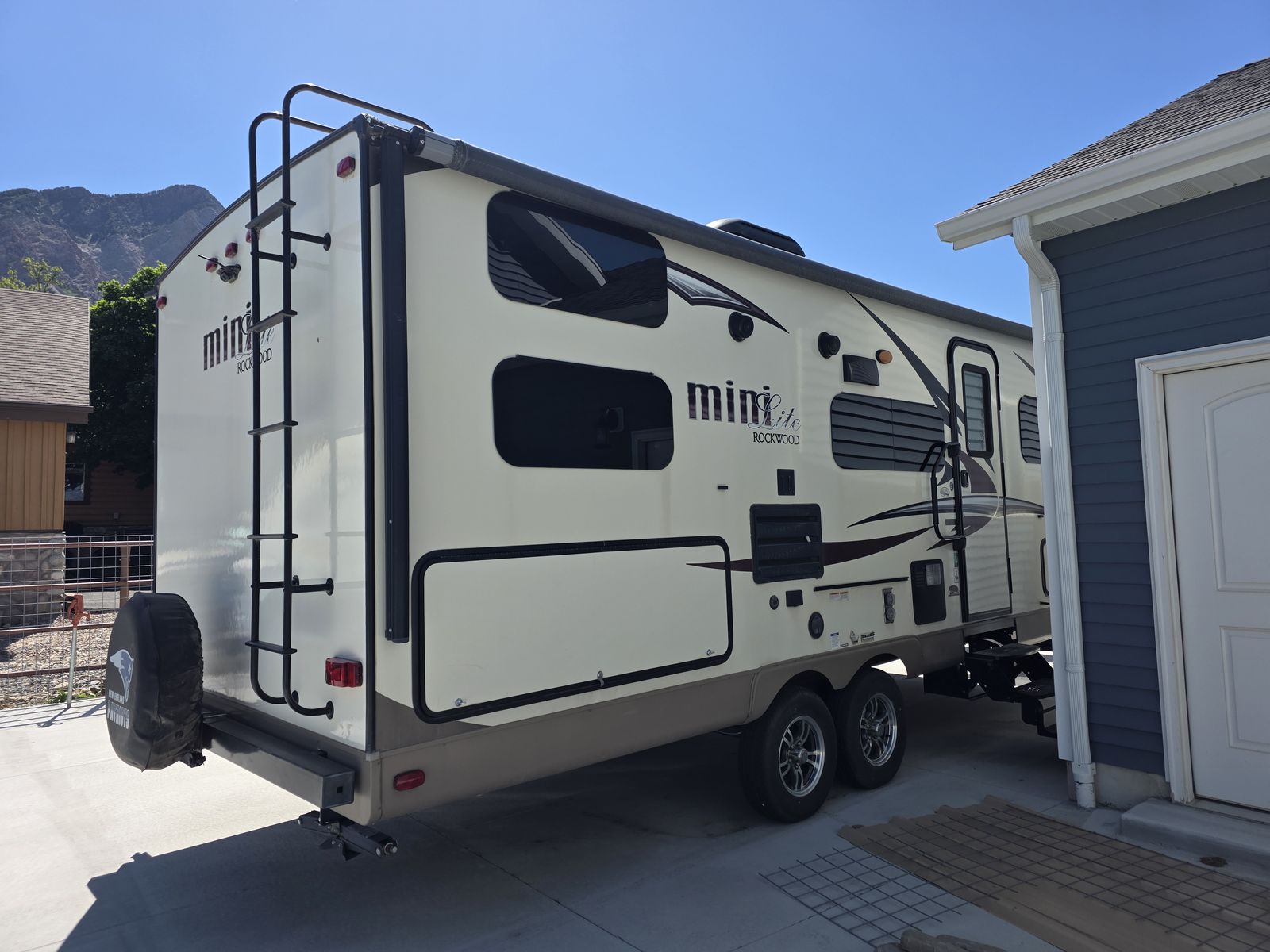 2018 Rockwood Mini Lite Travel Trailer