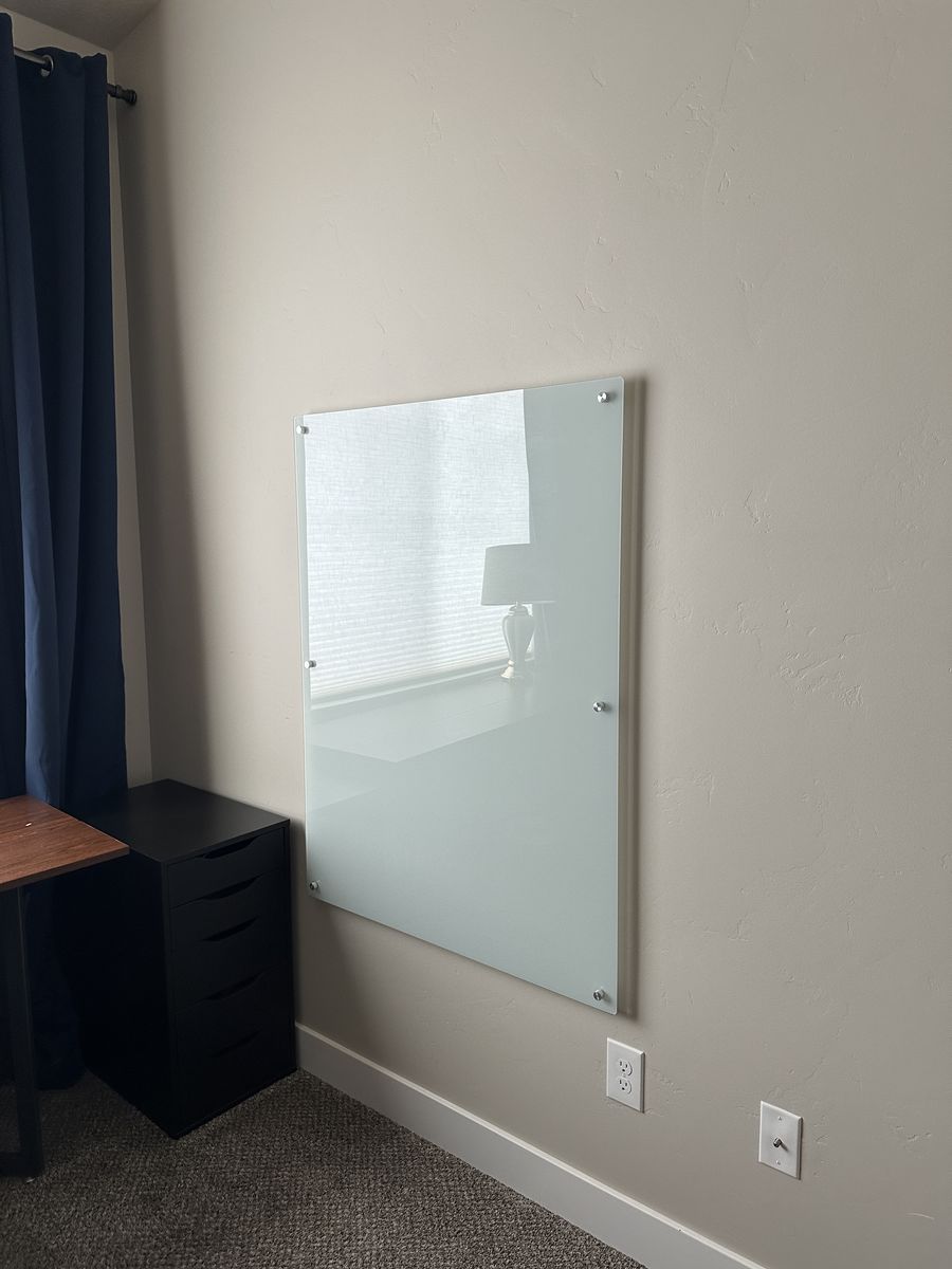 Main image 2