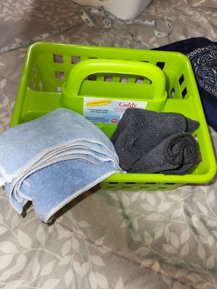 3 Compartment Green Plastic Caddy with Handle, Dishwasher Safe, Ideal For Cleaning Supplies