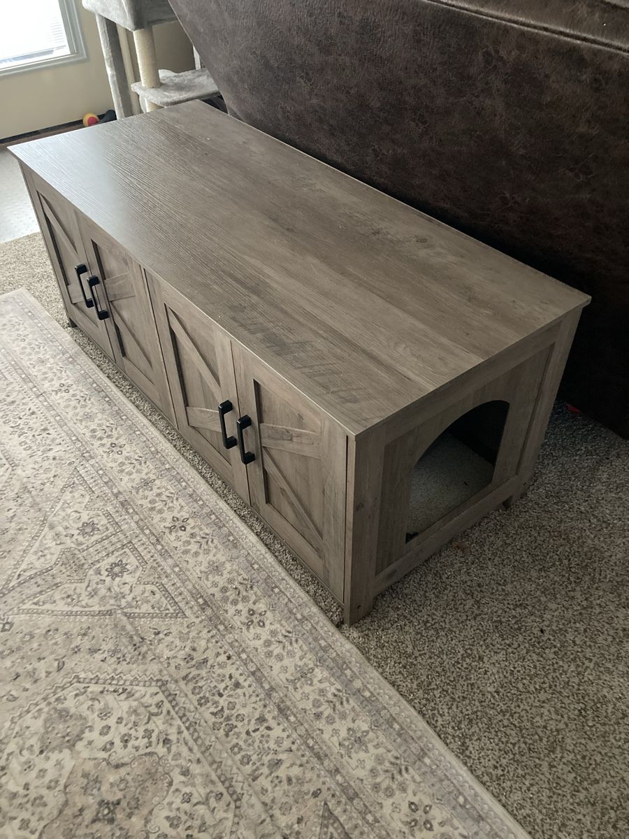 Enclosed Double Litter Box