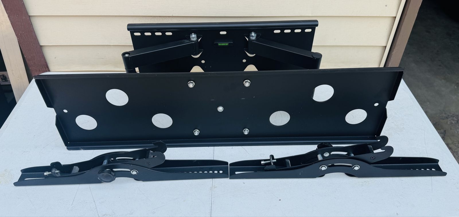 Full-Motion TV Wall Mount for Most 42"-90" TVs