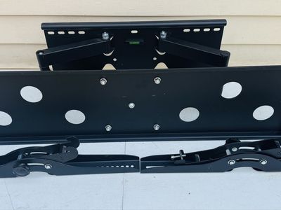 Full-Motion TV Wall Mount for Most 42"-90" TVs