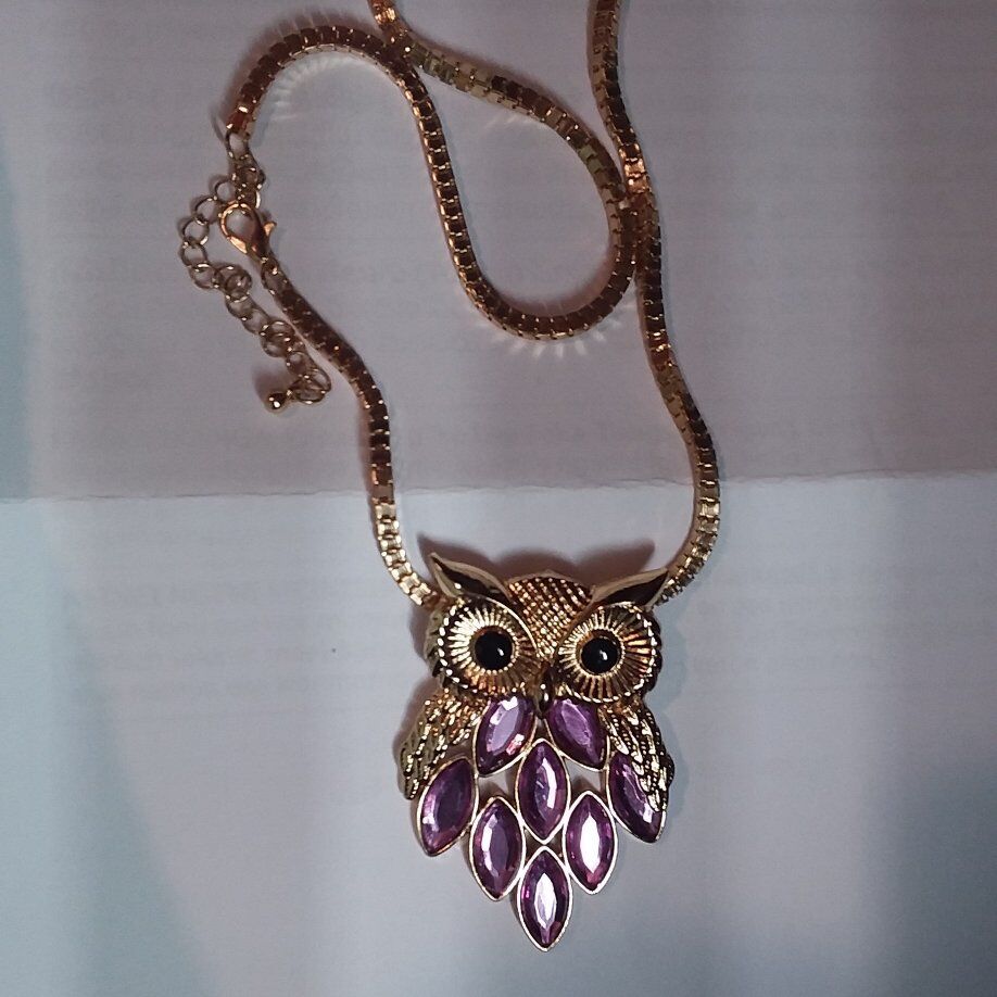 GOLD OWL NECKLACE...,,PINK JEWELS