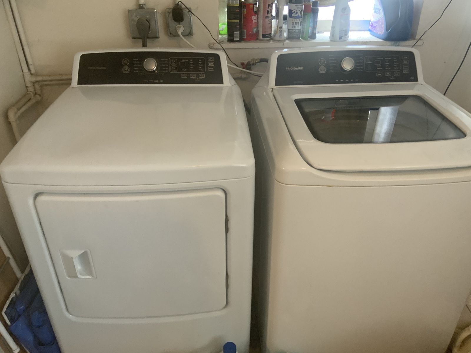 Like new washer and dryer 