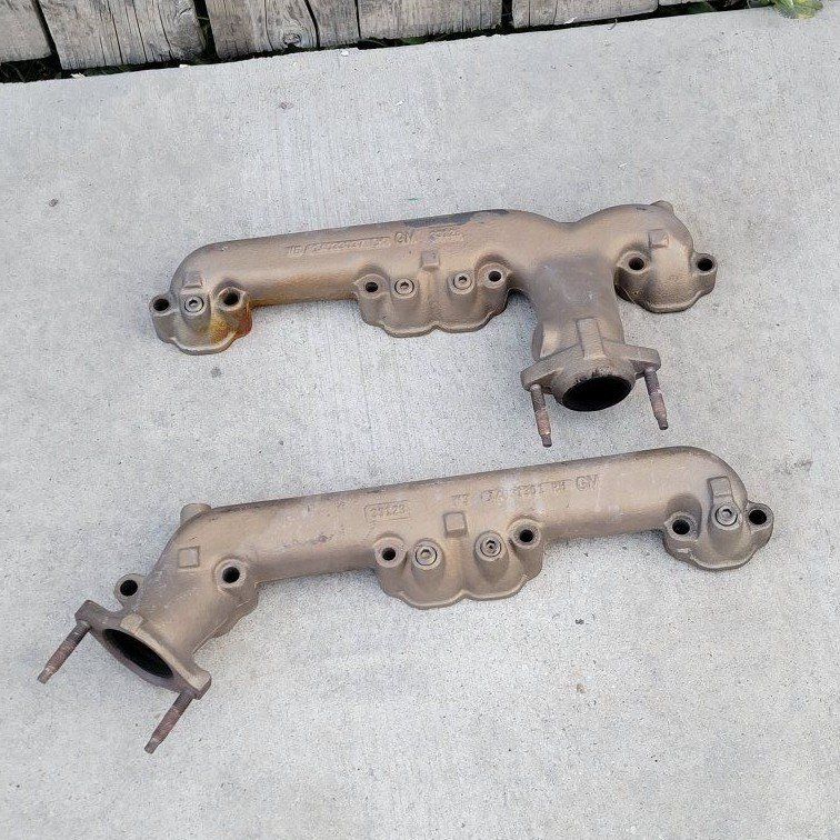 SBC exhaust manifolds