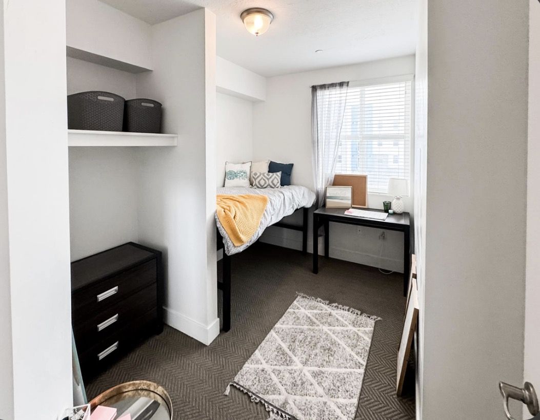 Summer lease for sale in Orem (**read description**)