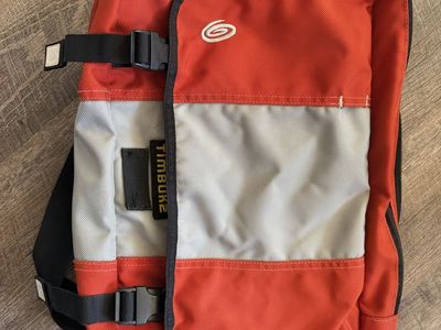 Timbuk2 Convertible Messenger Bag & Backpack - Hybrid Commuter Bag