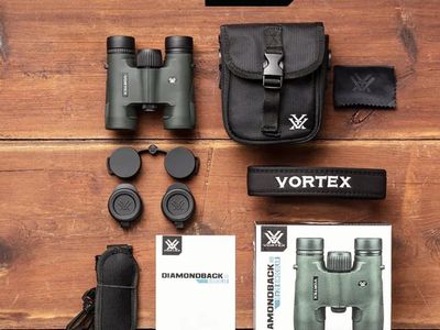 *NEW* Vortex Diamondback HD 10x28 Compact Binoculars (DB-211) w/ FULL WARRANTY