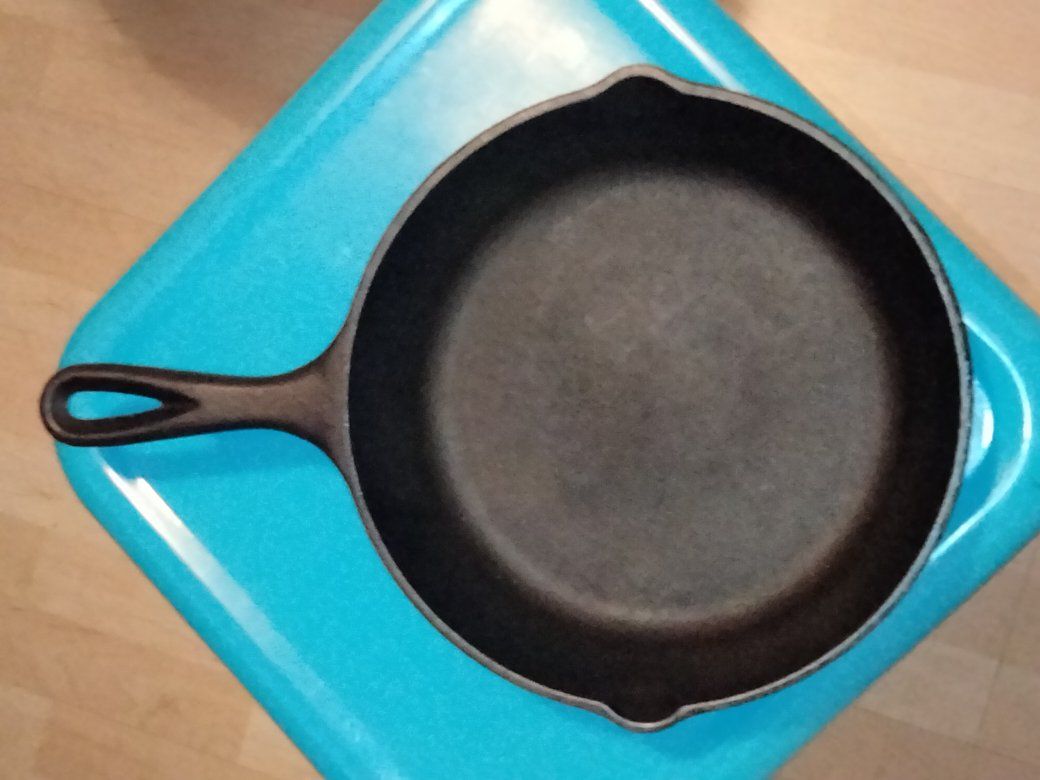 IRON SKILLET