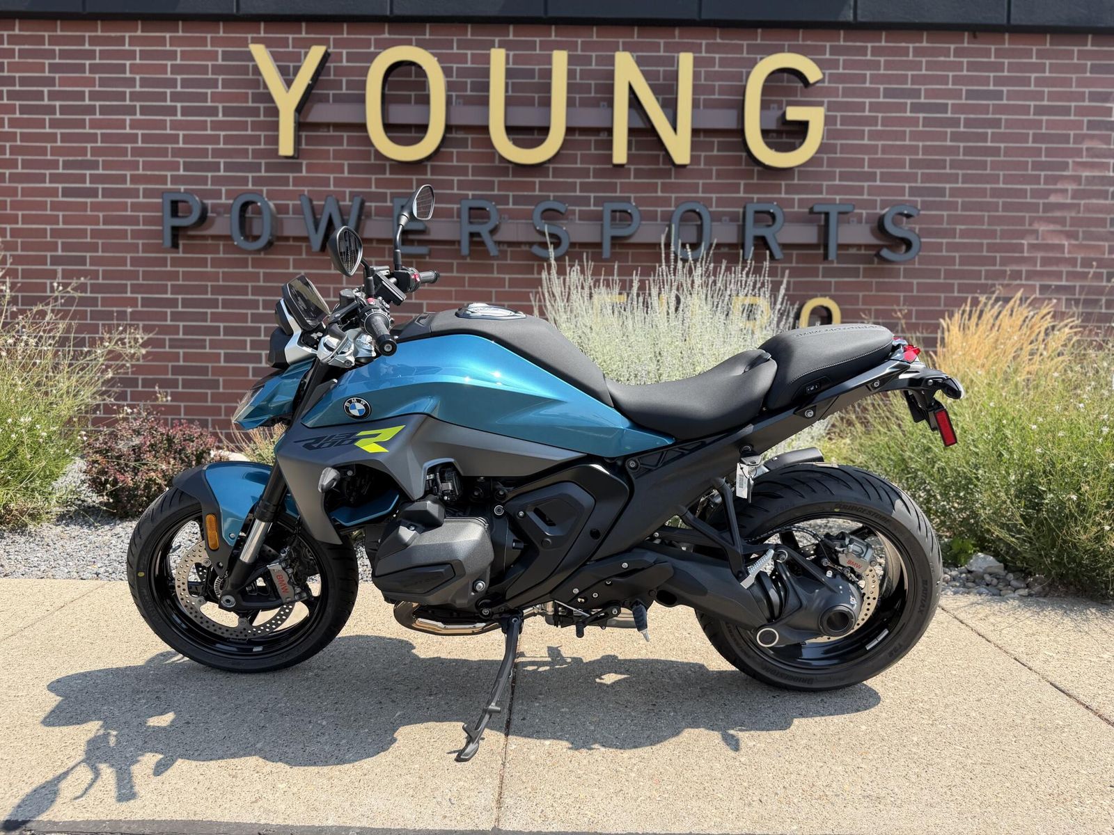 2026 BMW Motorrad R 1300 R