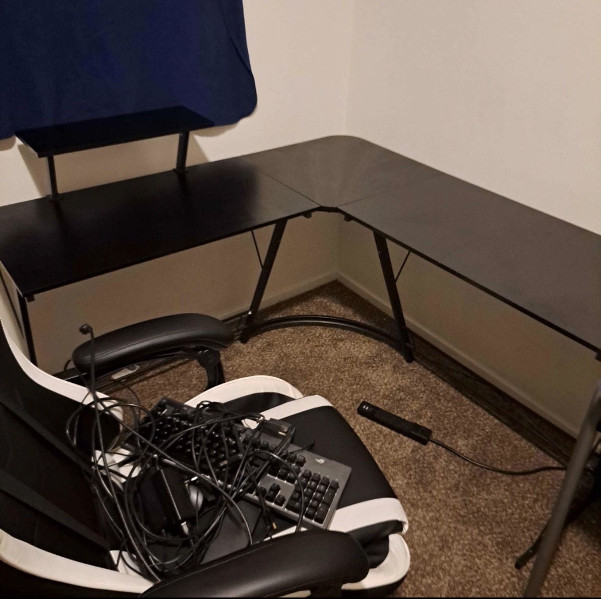 Black L-Shaped Corner Computer desk