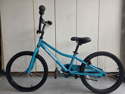 Kids Bike 20" as good as new.