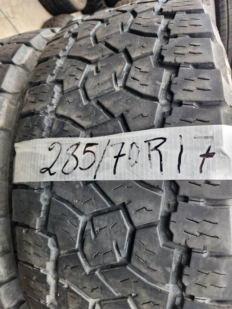 285/70r17 toyo open country at