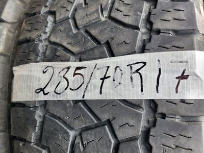 285/70r17 toyo open country at