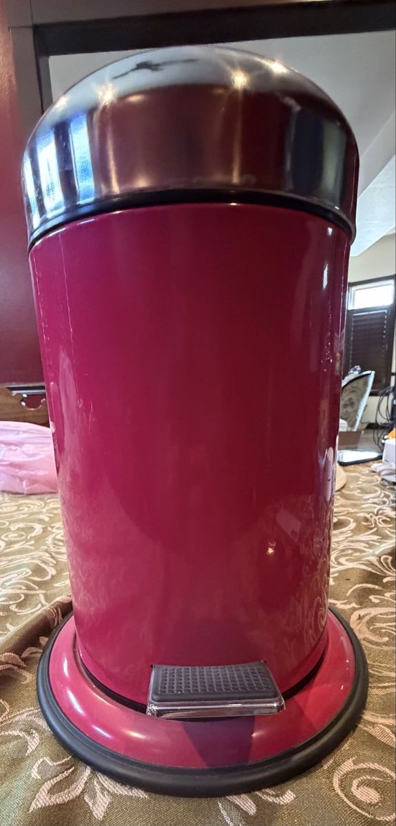 Pink pedal trash can