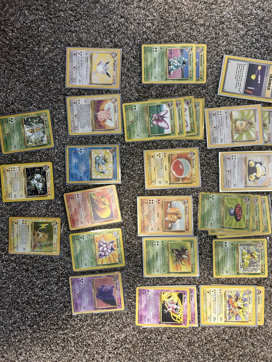Pokemon rares base, jungle, fossil, legenday