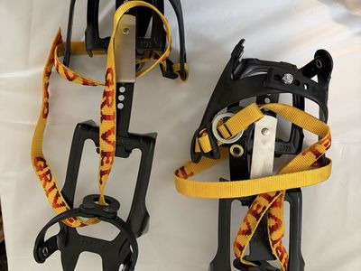 Grivel G10 Mountaineering Crampons – Excellent Condition – Pair