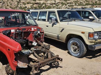 Toyota land cruiser FJ60 parts