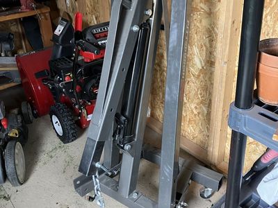 2 ton cherry picker / engine hoist