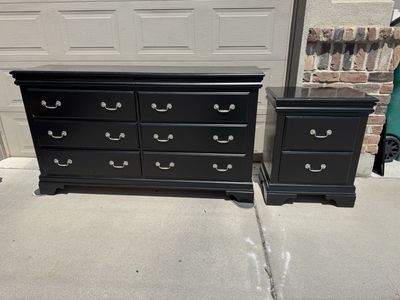 Black Dresser and Nightstand Set 8 Drawer Dresser & 2-Drawer Nightstand, Classic Style
