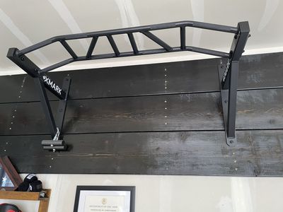 XMark Pull-up Station