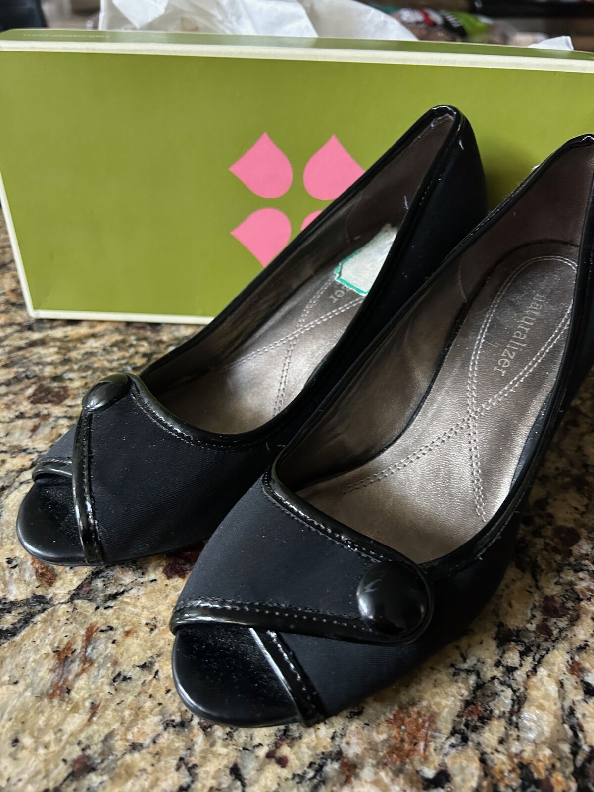 NEW Naturalizer Black Peep Toe Heels