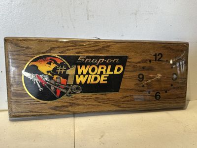 Snap-On Tools #1 Worldwide Wall Clock