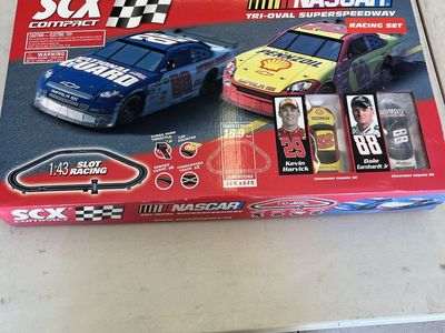 SCX Compact NASCAR Tri-Oval Super Speedway 1:43 Slot Racing Set - Kevin Harvick & Dale Earnhardt Jr.