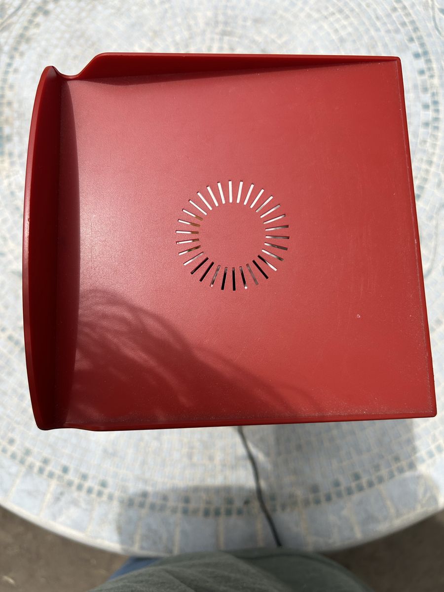 Main image 3