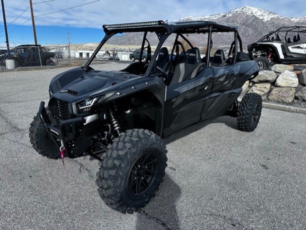 2026 Kawasaki Teryx® KRX4™ 1000 Blackout Edition