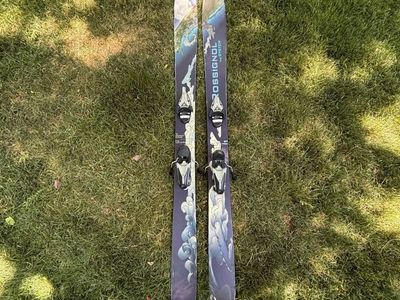 164cm Directional Twin Tip Rossignol Skis