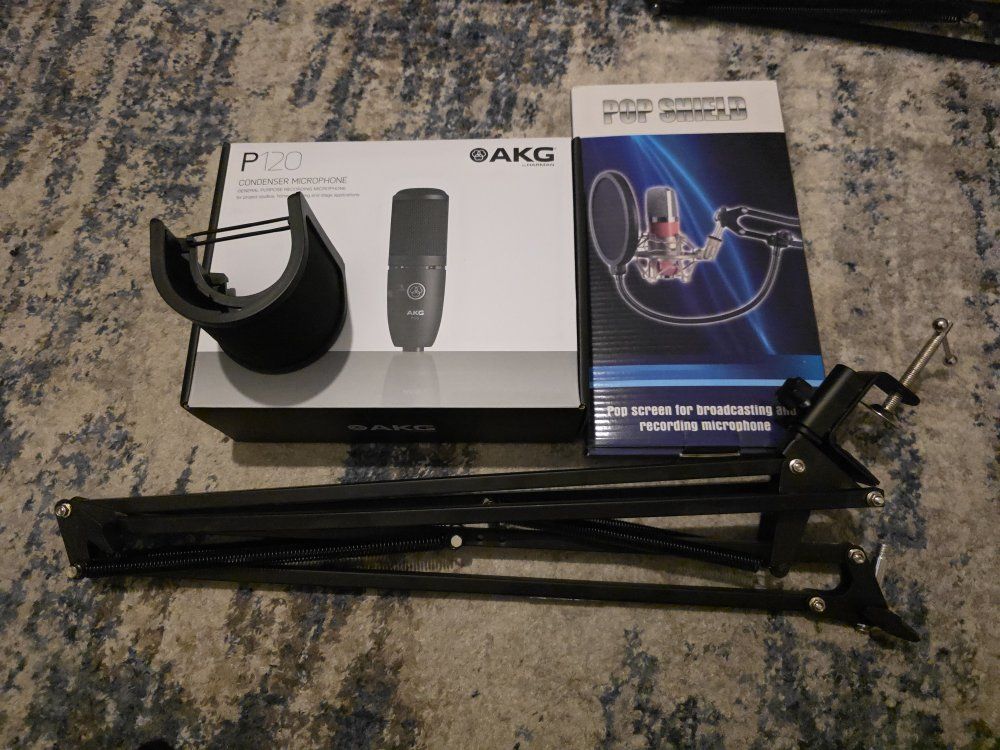 AKG P120 condenser microphone bundle