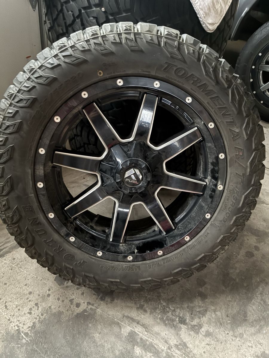 LT285/55R20 on 20” fuel rims