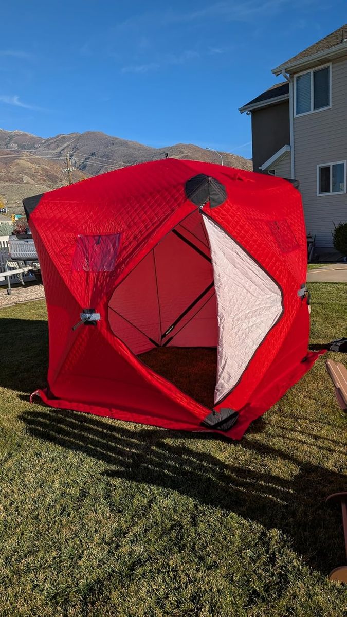 Portable Ice Fishing Shelter - Like New - Fast Setup