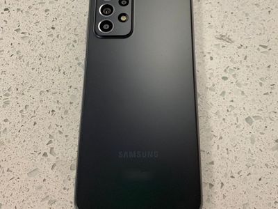 Samsung Galaxy A52 5G - 128GB - Unlocked