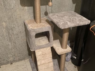 Cat tree