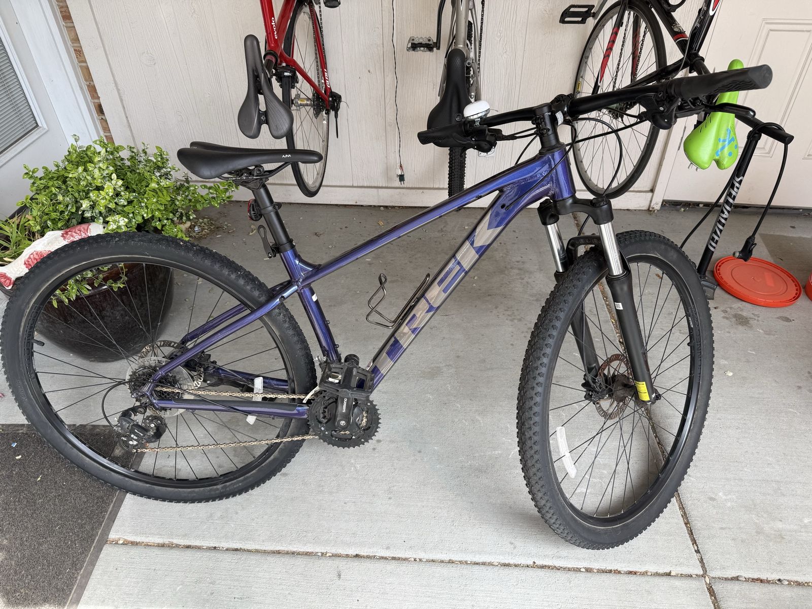 Trek 29” Marlin 5