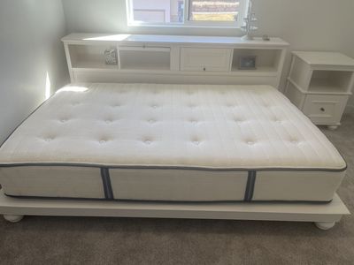 Pottery Barn Teen Bedroom set