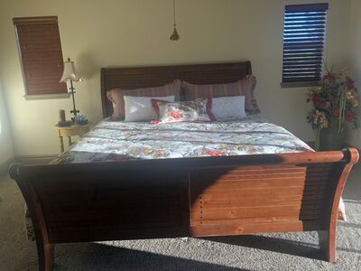Wood Sleigh Bed King Size Heavy Very Nice