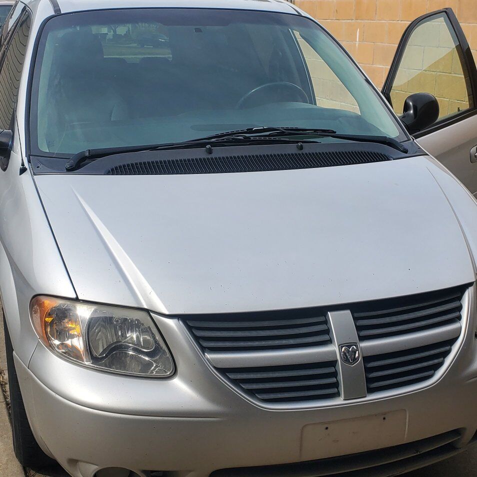 2006 DODGE GRAND CARAVAN SXT