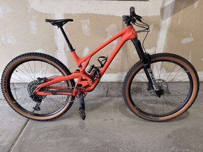 Evil Wreckoning 29er, Size Medium Carbon Frame