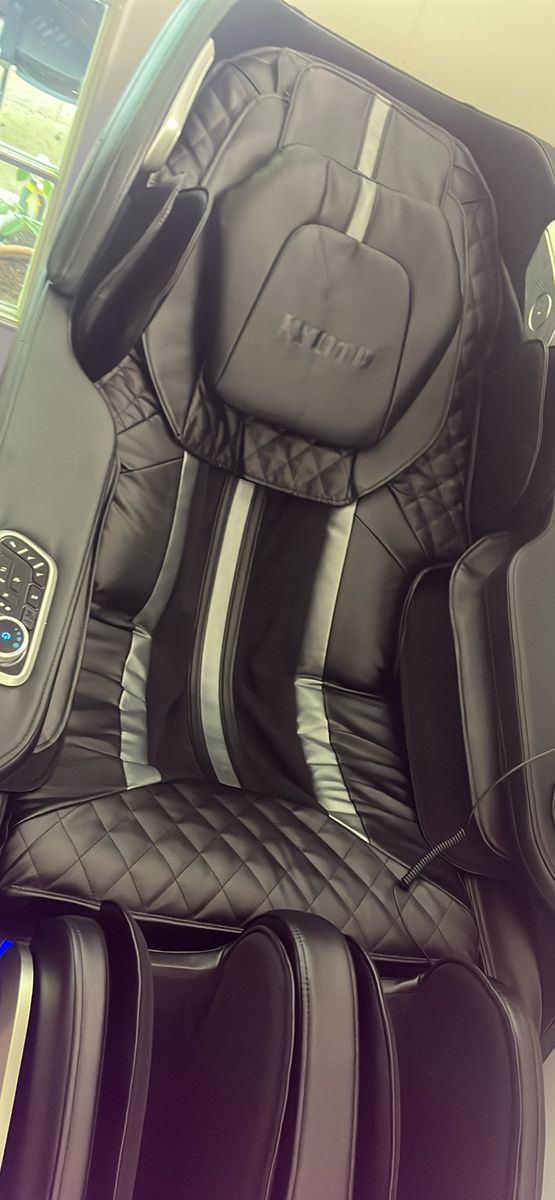 Main image 3