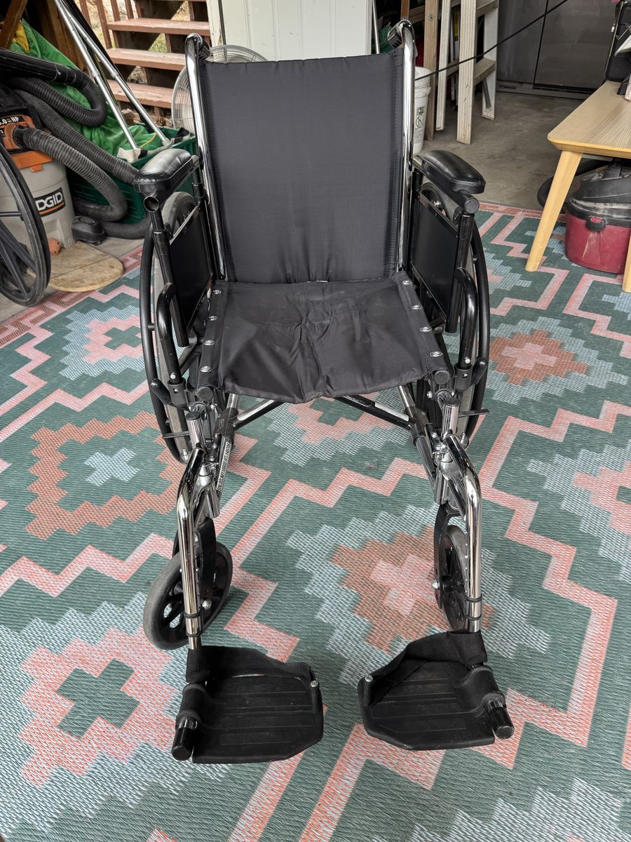 Invacare Tracer SX5 Wheelchair