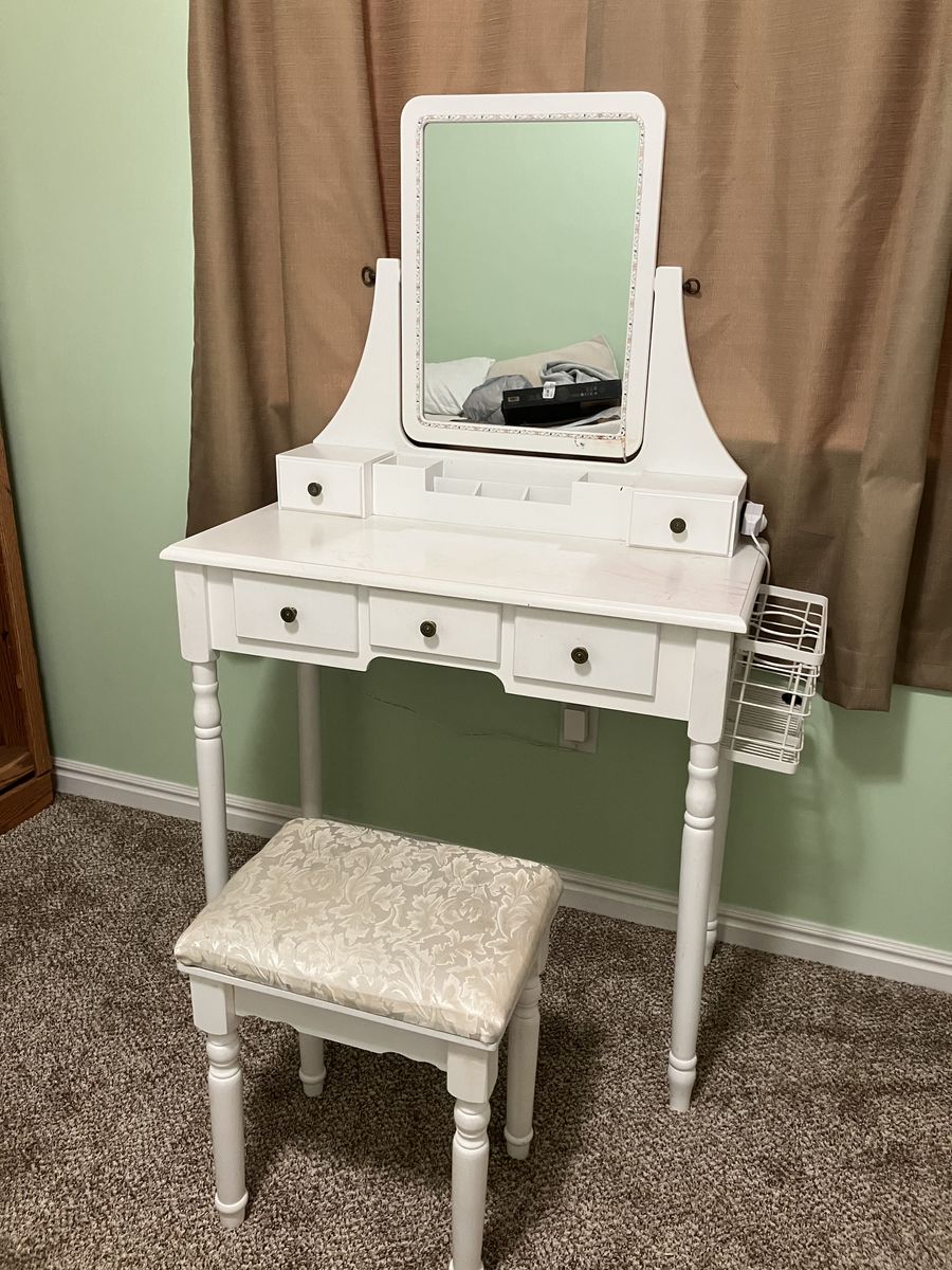 Small Vanity