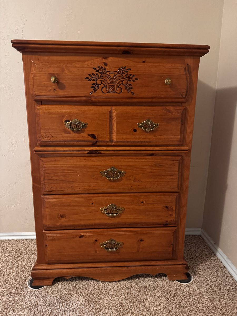 Dresser