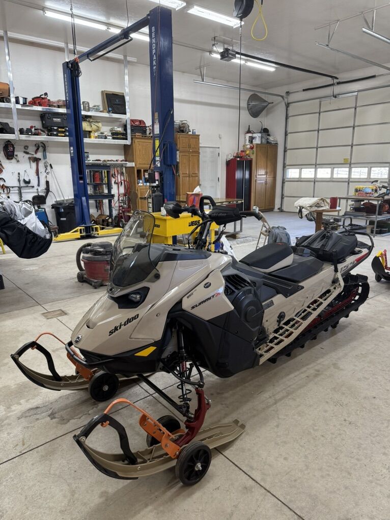 2024 Skidoo 850 Summit X 154