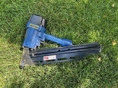 Pneumatic Framing Nailer