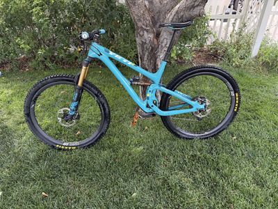2018 Yeti SB5.5 Turq Size Large