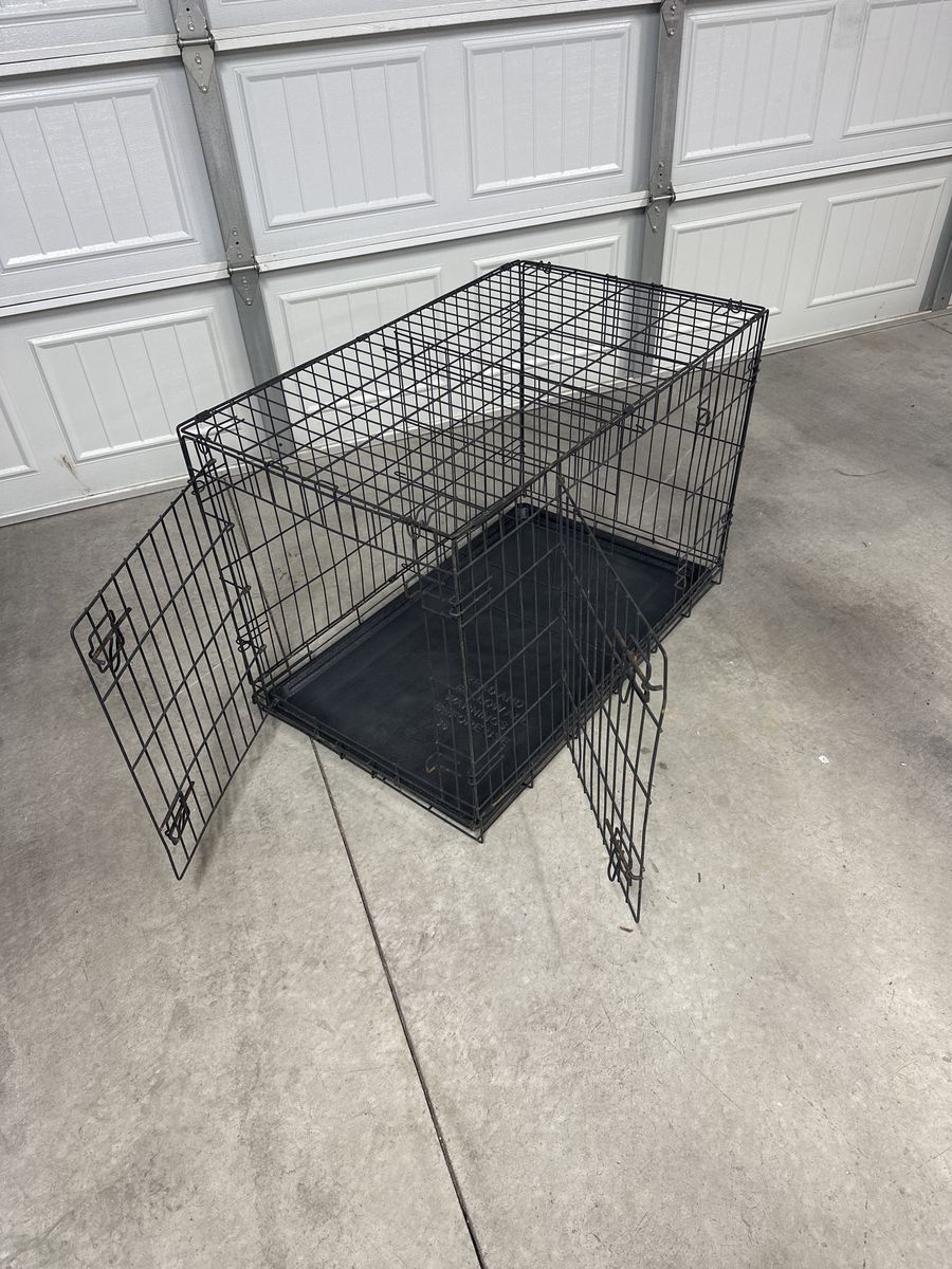 Medium size dog kennel